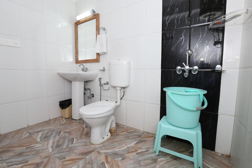 Hotel Natraj Manali Dharamshala Ruang foto